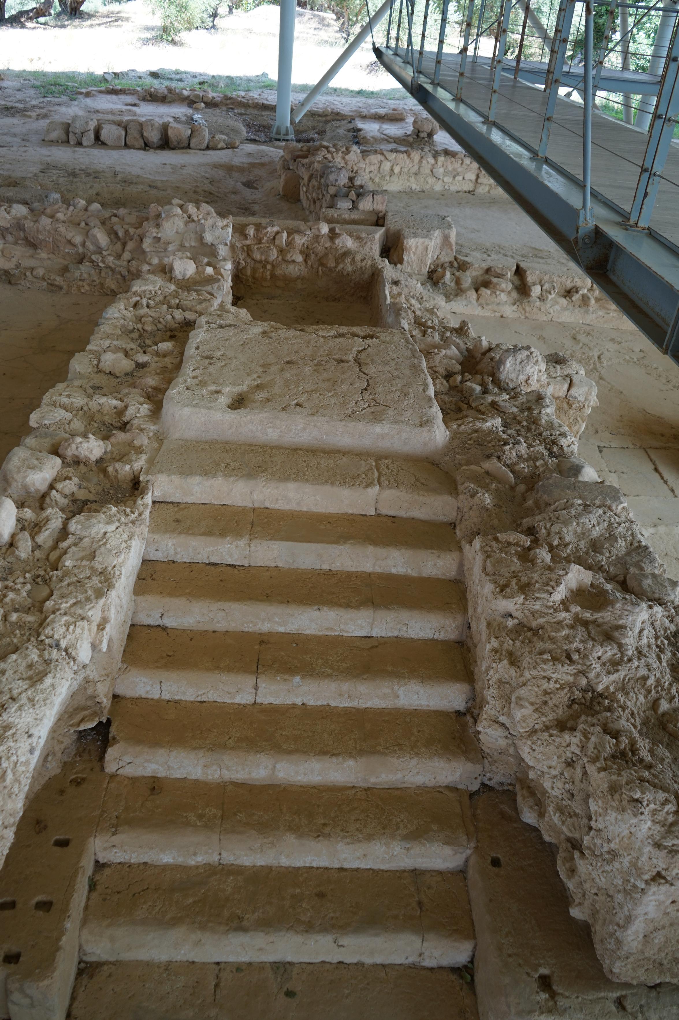 Diese Treppe führte vor 3500 Jahren in die oberen Stockwerke